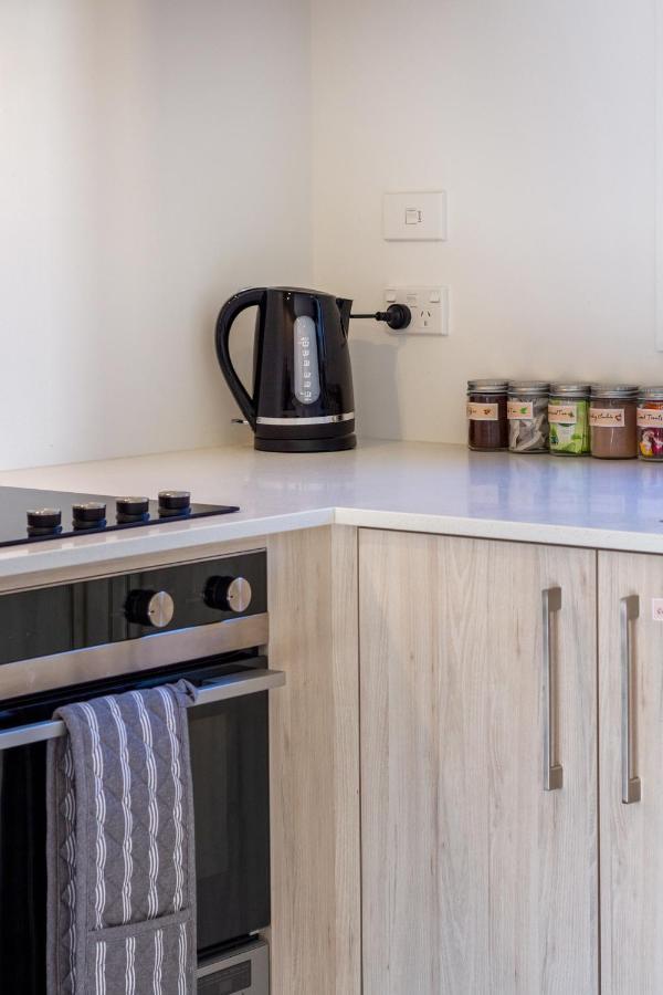 Modern Townhouse Cashel Street 2 Bed 2 Bath Lejlighed Christchurch Eksteriør billede